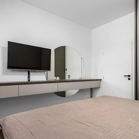 Apartman Av *