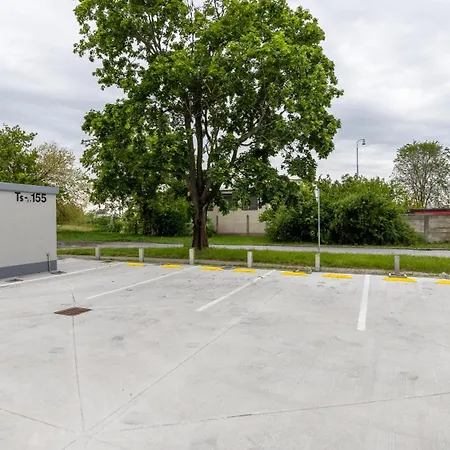 アパート Av セネツ